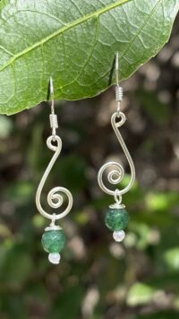 ⁦עגילי אורנה- ירוק⁩ – תמונה ⁦2⁩