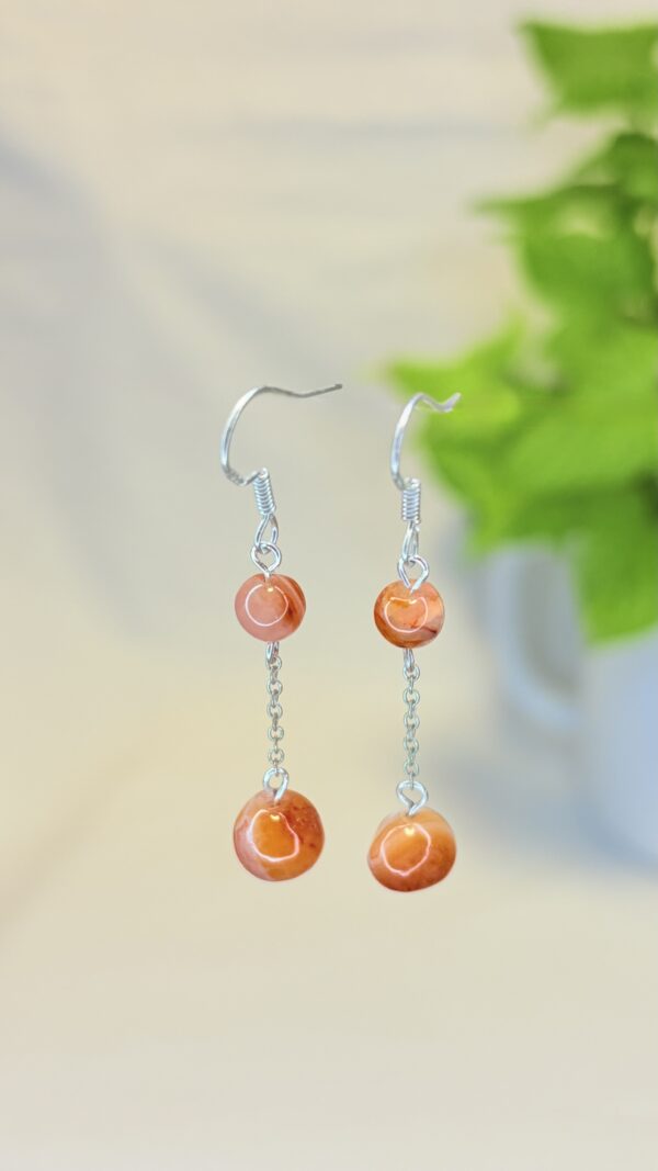 ⁦עגילי לילה⁩ – תמונה ⁦2⁩