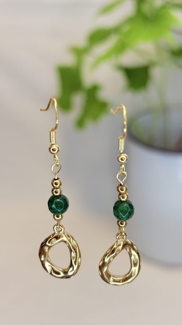 ⁦עגילי מאי⁩ – תמונה ⁦3⁩