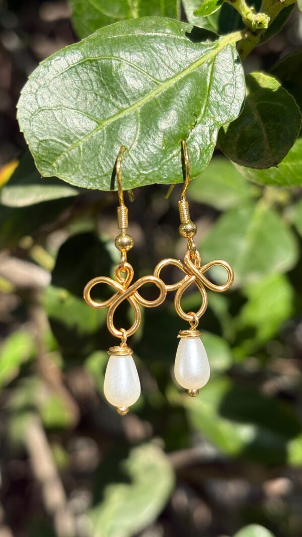 ⁦עגילי יולי⁩ – תמונה ⁦2⁩