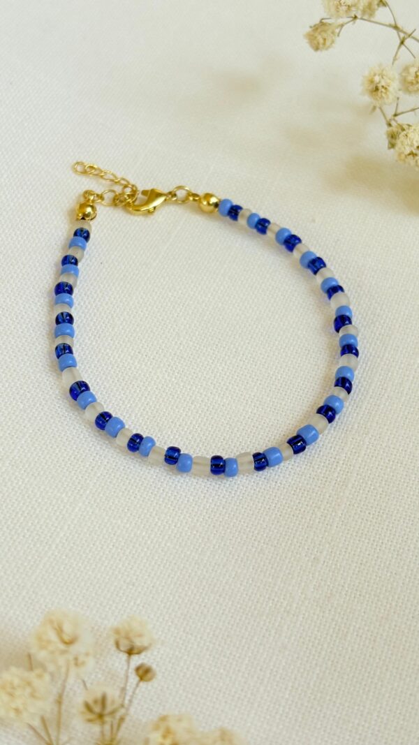 ⁦צמיד בגוונים כחולים⁩ – תמונה ⁦2⁩