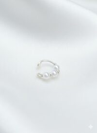 דמוי קונץ׳ פנינים גדולות